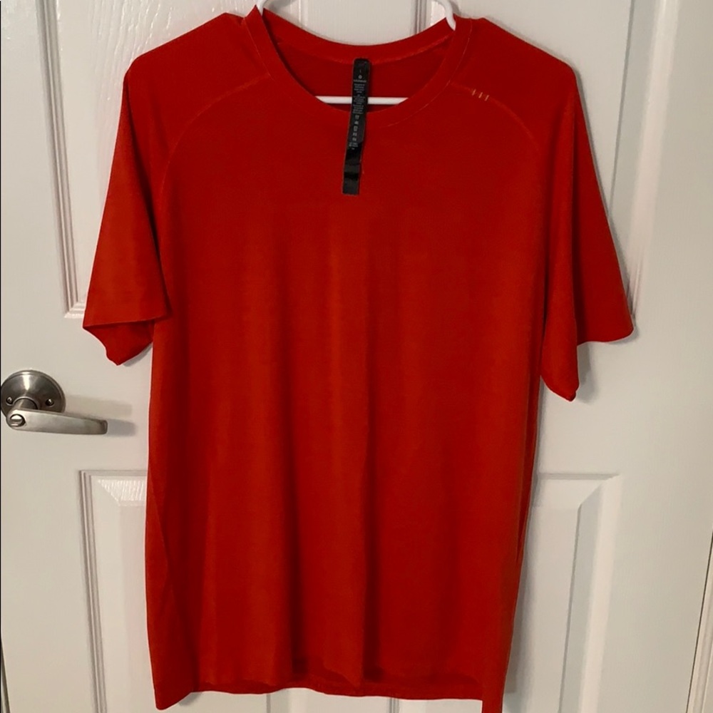 Men’s Lululemon Short Sleeve T-Shirt